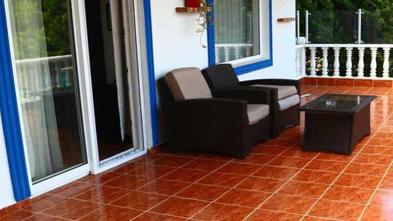 Guzelyali Hotel Ayvalik Bagian luar foto