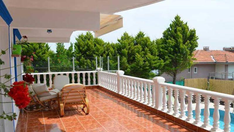 Guzelyali Hotel Ayvalik Bagian luar foto