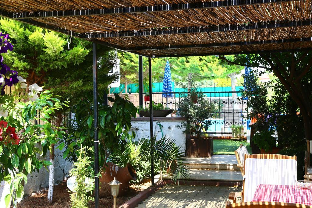 Guzelyali Hotel Ayvalik Bagian luar foto