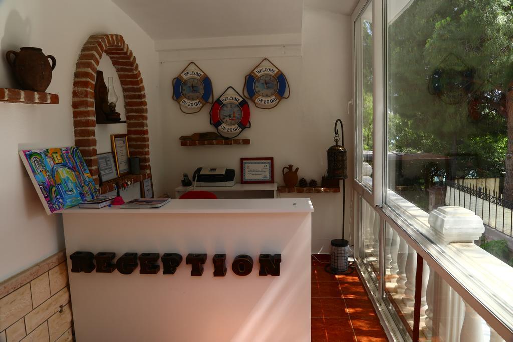 Guzelyali Hotel Ayvalik Bagian luar foto