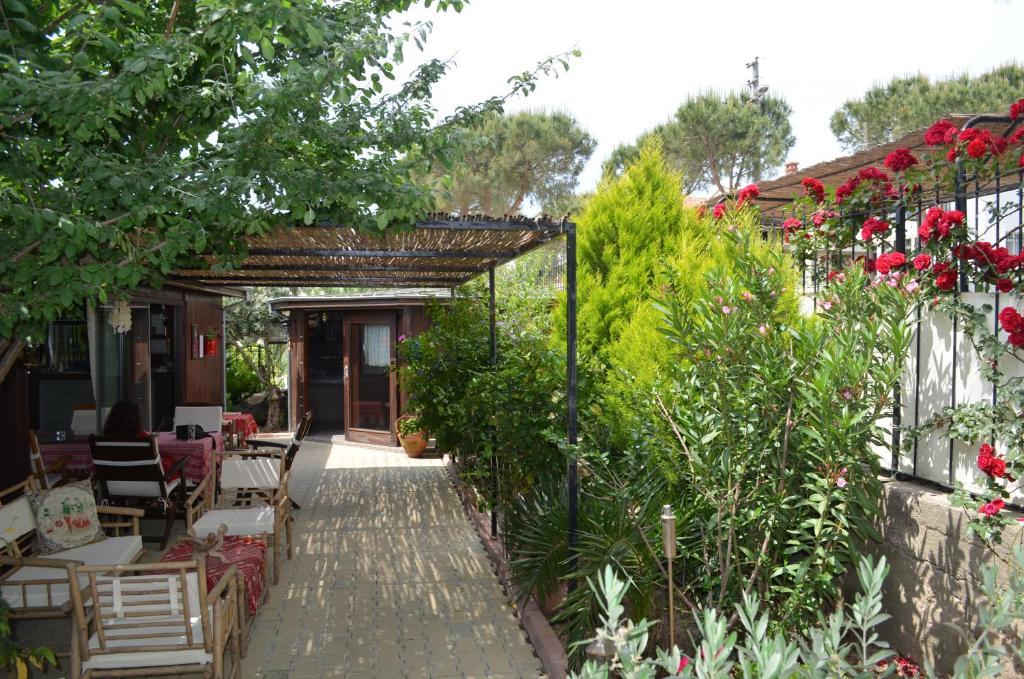 Guzelyali Hotel Ayvalik Bagian luar foto