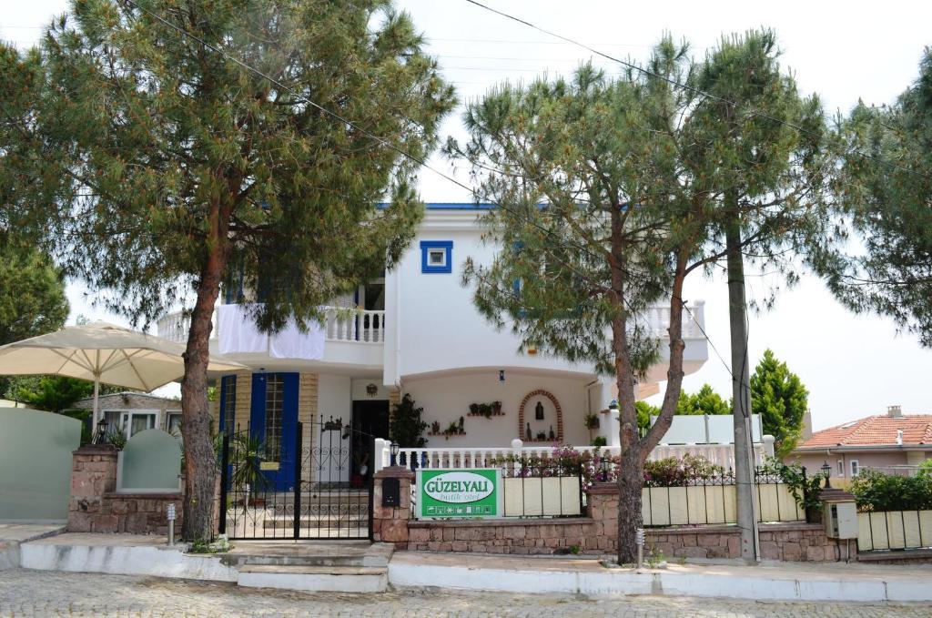 Guzelyali Hotel Ayvalik Bagian luar foto