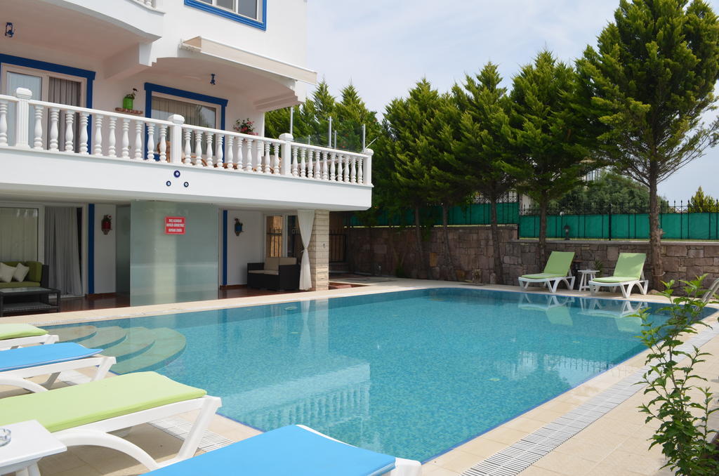 Guzelyali Hotel Ayvalik Bagian luar foto