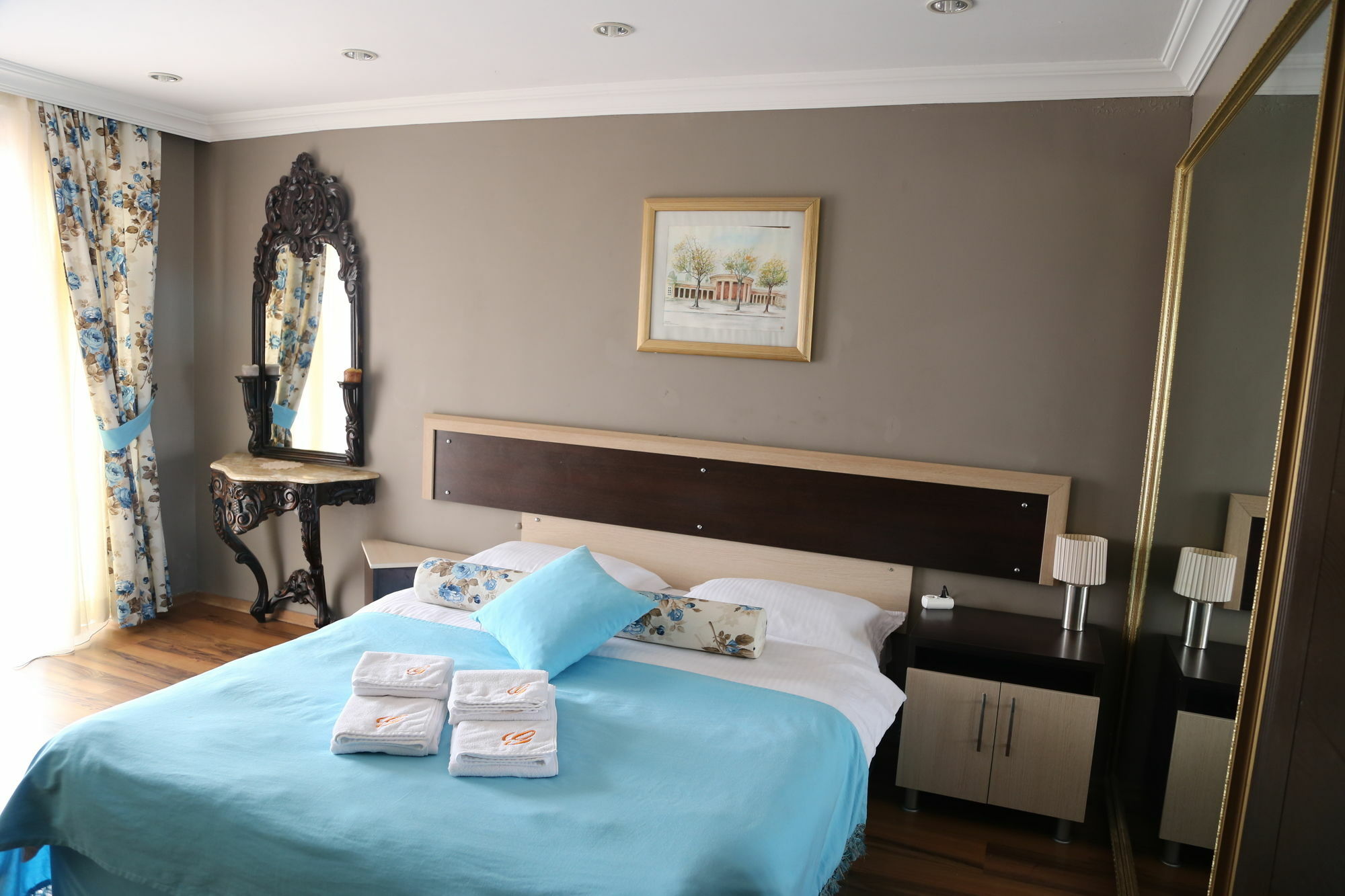 Guzelyali Hotel Ayvalik Bagian luar foto